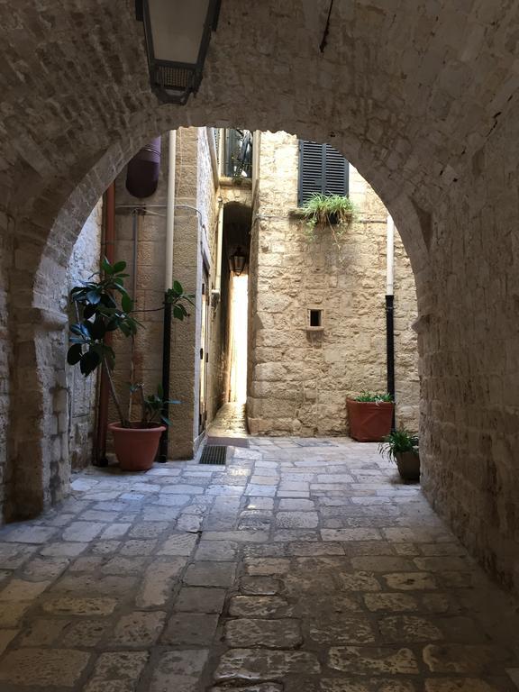 Casa Torre Di Mactheus Petraro Lägenhet Giovinazzo Rum bild