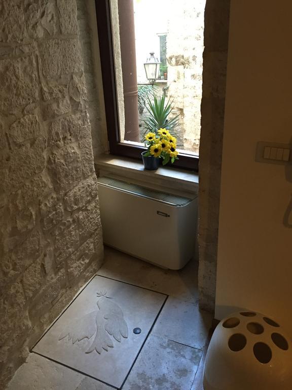 Casa Torre Di Mactheus Petraro Lägenhet Giovinazzo Exteriör bild