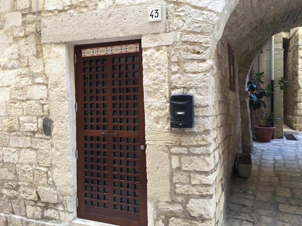 Casa Torre Di Mactheus Petraro Lägenhet Giovinazzo Rum bild