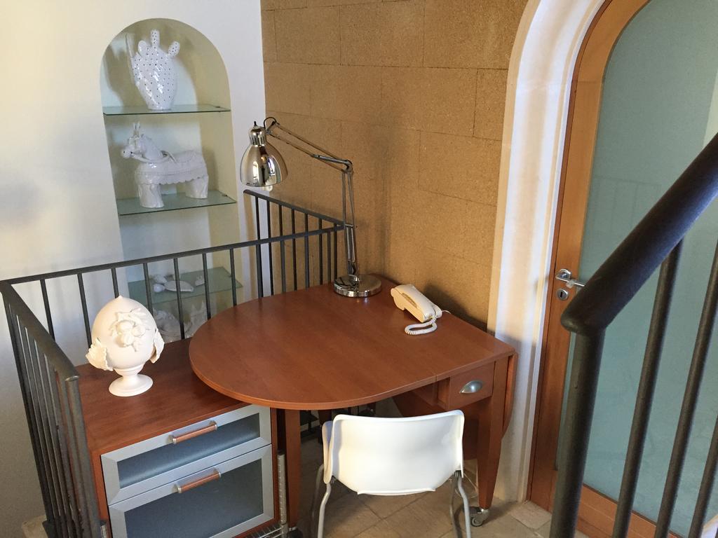 Casa Torre Di Mactheus Petraro Lägenhet Giovinazzo Exteriör bild